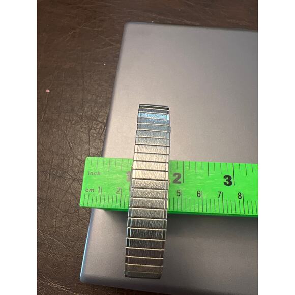 Vintage T Cell Timex women’s watch gold tone - Picture 3 of 7